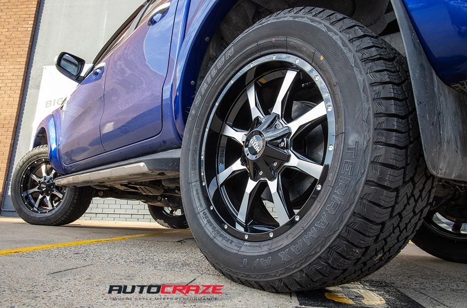 FORD RANGER MO970 GLOSS BLACK MACHINED FACE
